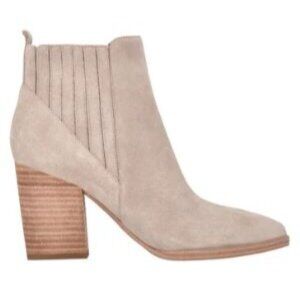 Marc Fisher Alva Size 9M Pointy Toe Bootie NWB Light Natural Suede $199